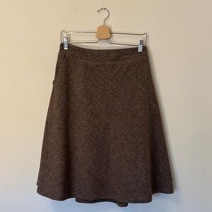 Elegant Brown Women's Skirt with pockets